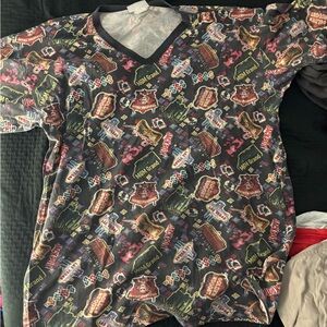 Colorful Graphic V-Neck Shirt